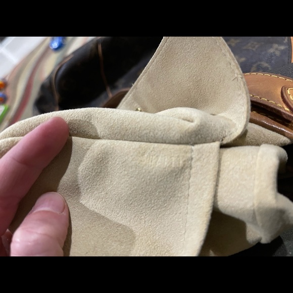 AUTHENTIC Louis Vuitton Galliera PM bag - Picture 14 of 16